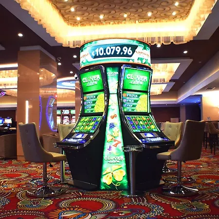호텔 Europe & Casino